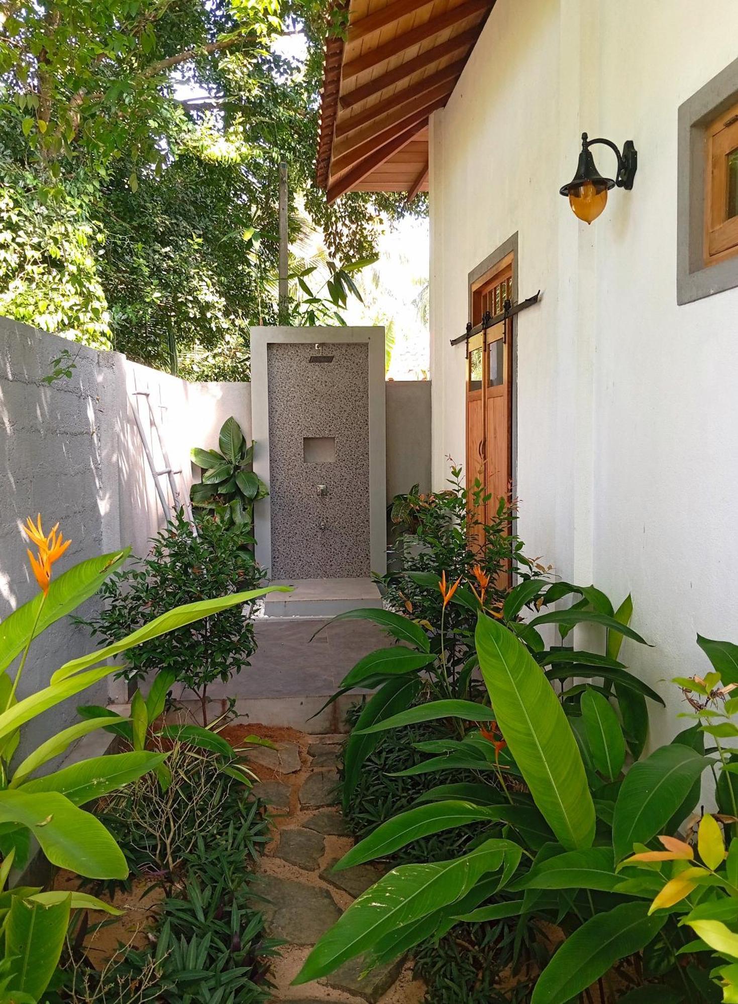 Sleeping Elephant Beach Resort Tangalle Rom bilde